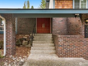 3641 NE 169th Street, Lake Forest Park WA 98155