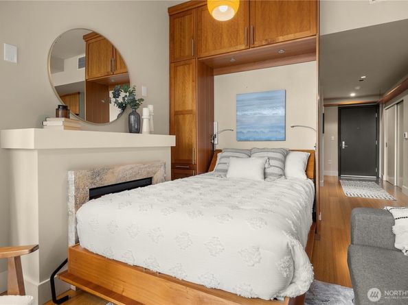 737 Olive Way 1909, Seattle WA 98101