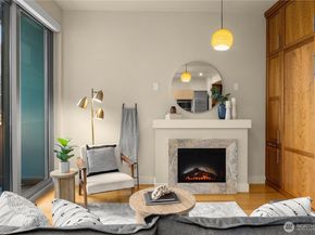 737 Olive Way 1909, Seattle WA 98101