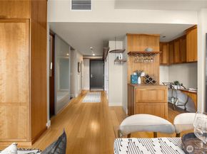 737 Olive Way 1909, Seattle WA 98101