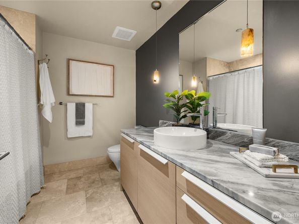737 Olive Way 1909, Seattle WA 98101