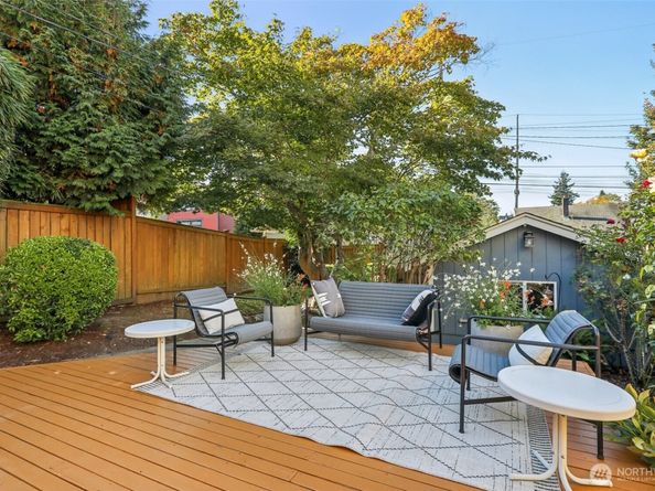 2419 2nd Avenue W, Seattle WA 98119