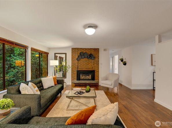 16921 135th Place SE, Renton WA 98058