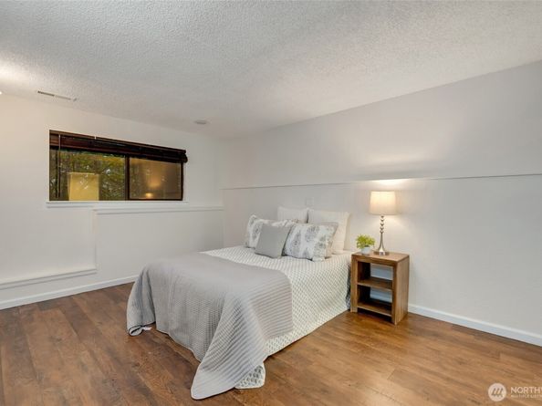 16921 135th Place SE, Renton WA 98058