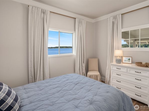 26321 Pillsbury Road SW, Vashon WA 98070