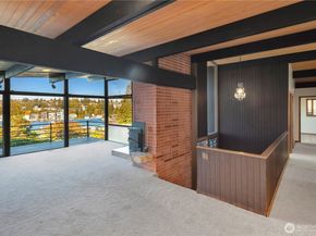 3653 W Commodore Way, Seattle WA 98199
