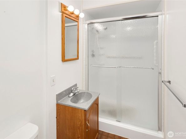 3653 W Commodore Way, Seattle WA 98199