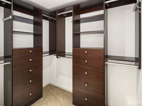 76 Cedar St 405, Seattle WA 98121