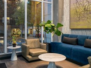 76 Cedar St 405, Seattle WA 98121