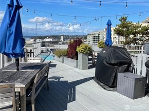 76 Cedar St 405, Seattle WA 98121