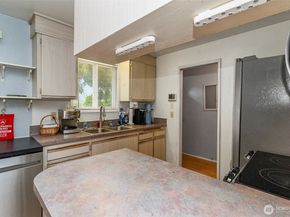 1302 Pine Avenue, Snohomish WA 98290