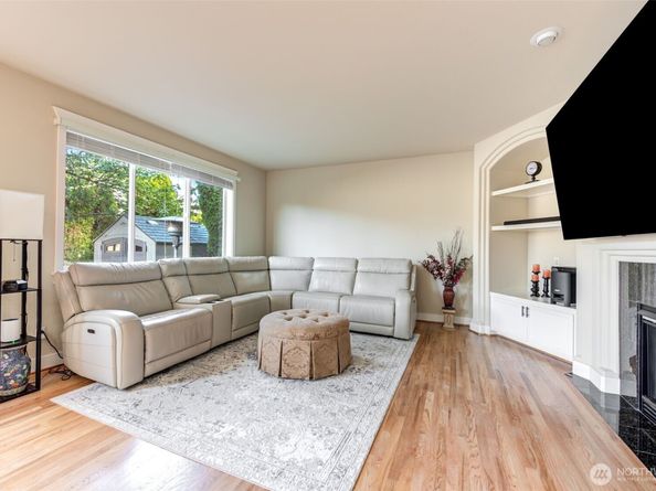 3717 186th Street SE, Bothell WA 98012