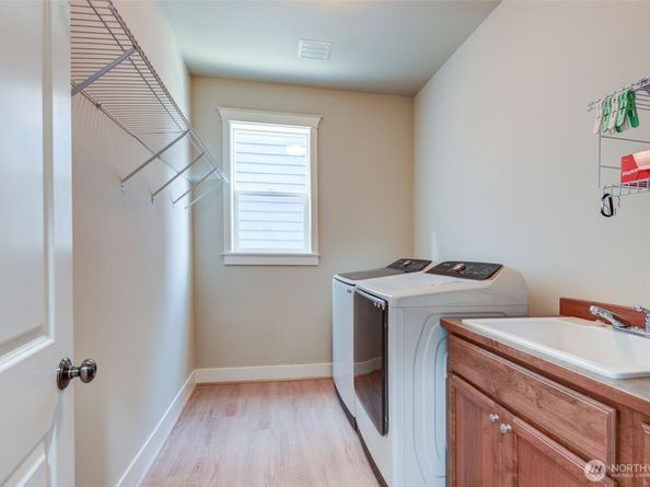 3717 186th Street SE, Bothell WA 98012