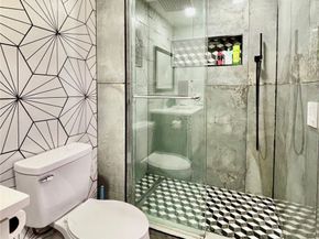 12221 94th Place NE, Kirkland WA 98034