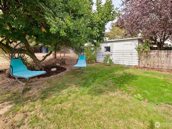 610 S 194th Street, Des Moines WA 98148
