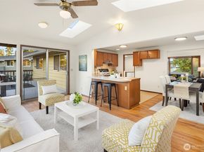 22603 41ST Place SW, Mountlake Terrace WA 98043