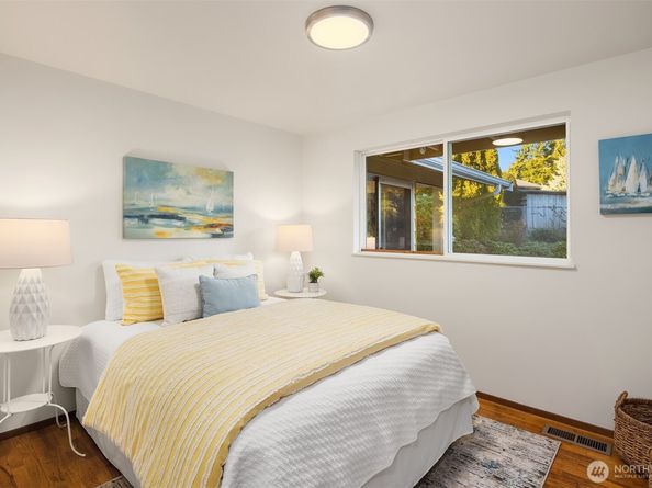 22603 41ST Place SW, Mountlake Terrace WA 98043