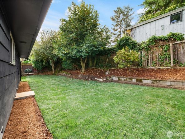 3503 Meadow Avenue N, Renton WA 98056