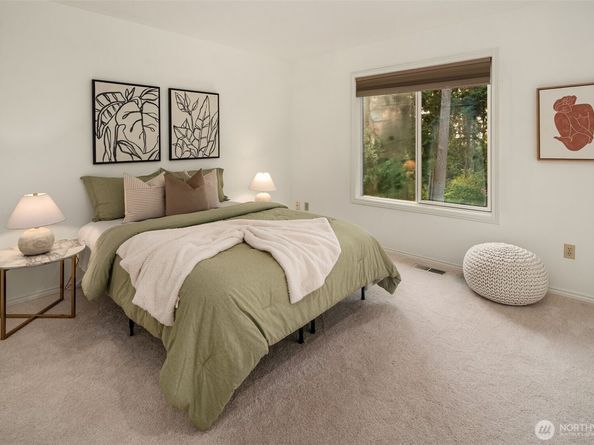 16707 NE 124th Street, Redmond WA 98052