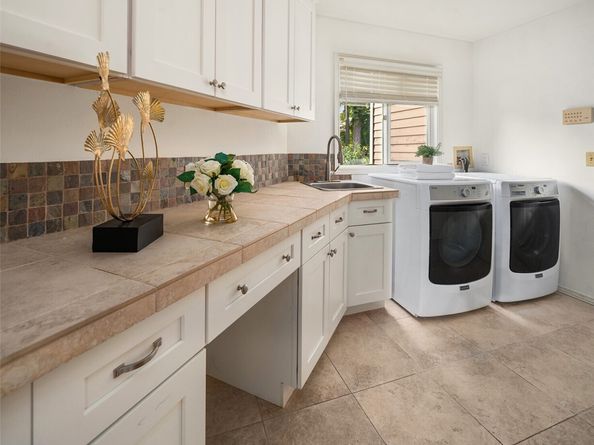 16707 NE 124th Street, Redmond WA 98052