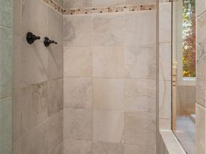 16707 NE 124th Street, Redmond WA 98052