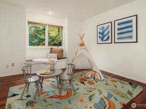 16707 NE 124th Street, Redmond WA 98052