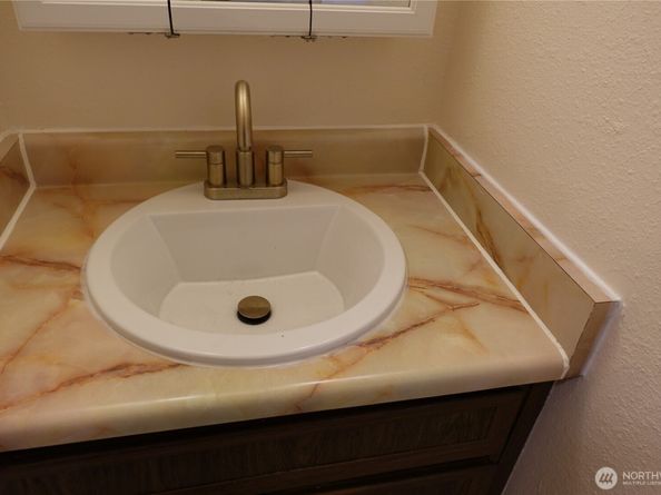 1840 Central Place S H75, Kent WA 98030