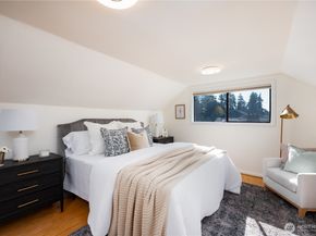 18344 Wallingford Avenue N, Shoreline WA 98133
