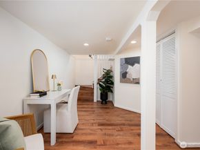 18344 Wallingford Avenue N, Shoreline WA 98133