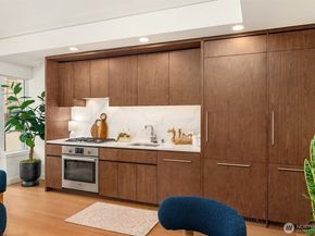 121 Stewart Street 1204, Seattle WA 98011