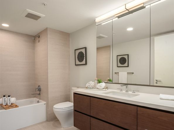 121 Stewart Street 1204, Seattle WA 98011