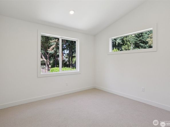 11737 38th Avenue NE A, Seattle WA 98125