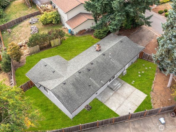 15028 108th Place NE, Bothell WA 98011