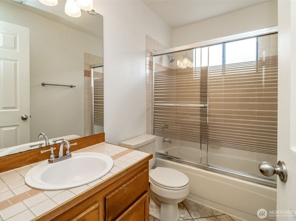 4917 S 315th Place, Auburn WA 98001
