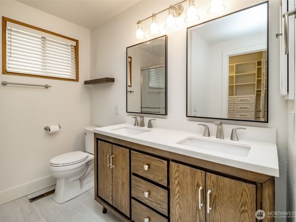 4917 S 315th Place, Auburn WA 98001