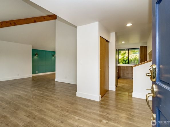 4917 S 315th Place, Auburn WA 98001