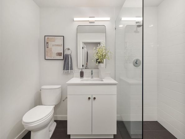 6214 40th Avenue NE, Seattle WA 98115