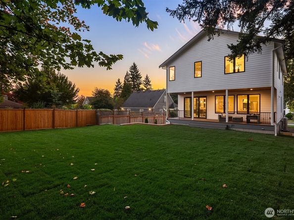 6214 40th Avenue NE, Seattle WA 98115