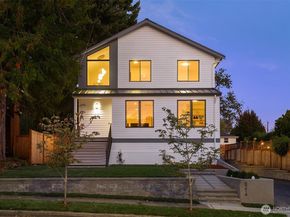 6214 40th Avenue NE, Seattle WA 98115