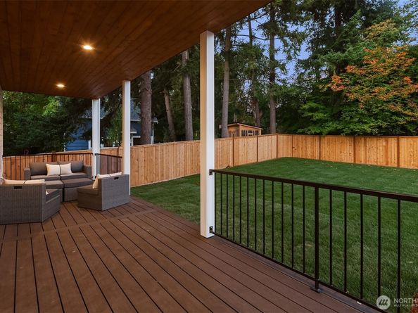 6214 40th Avenue NE, Seattle WA 98115