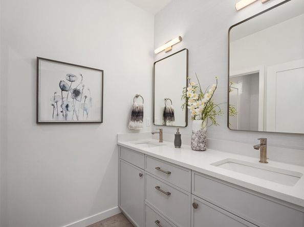 6214 40th Avenue NE, Seattle WA 98115