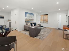 6214 40th Avenue NE, Seattle WA 98115