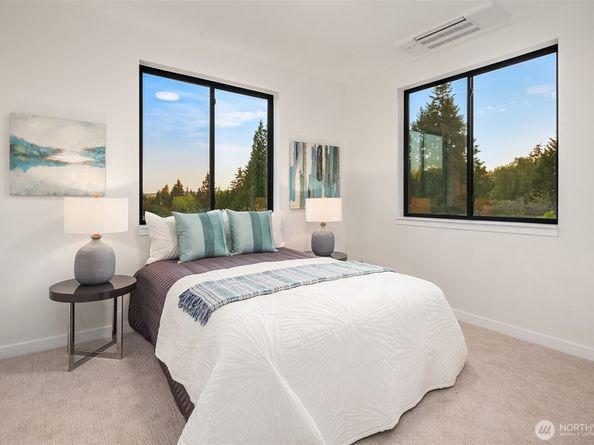 6214 40th Avenue NE, Seattle WA 98115