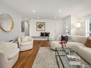 2823 36th Avenue W, Seattle WA 98199
