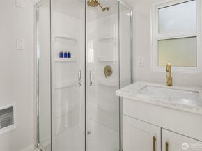 2823 36th Avenue W, Seattle WA 98199