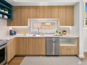 318 B Bellevue Avenue E, Seattle WA 98102