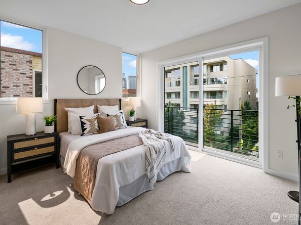 318 B Bellevue Avenue E, Seattle WA 98102