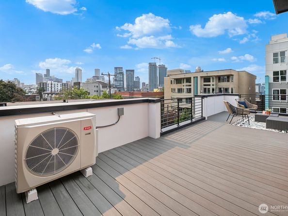 318 B Bellevue Avenue E, Seattle WA 98102