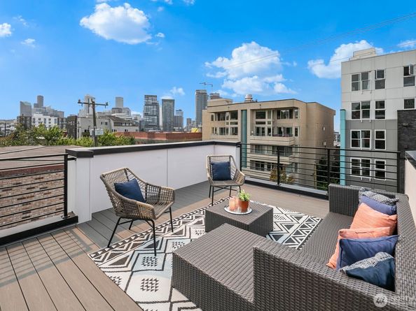 318 B Bellevue Avenue E, Seattle WA 98102