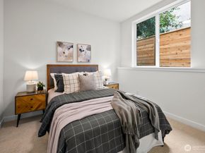 318 B Bellevue Avenue E, Seattle WA 98102